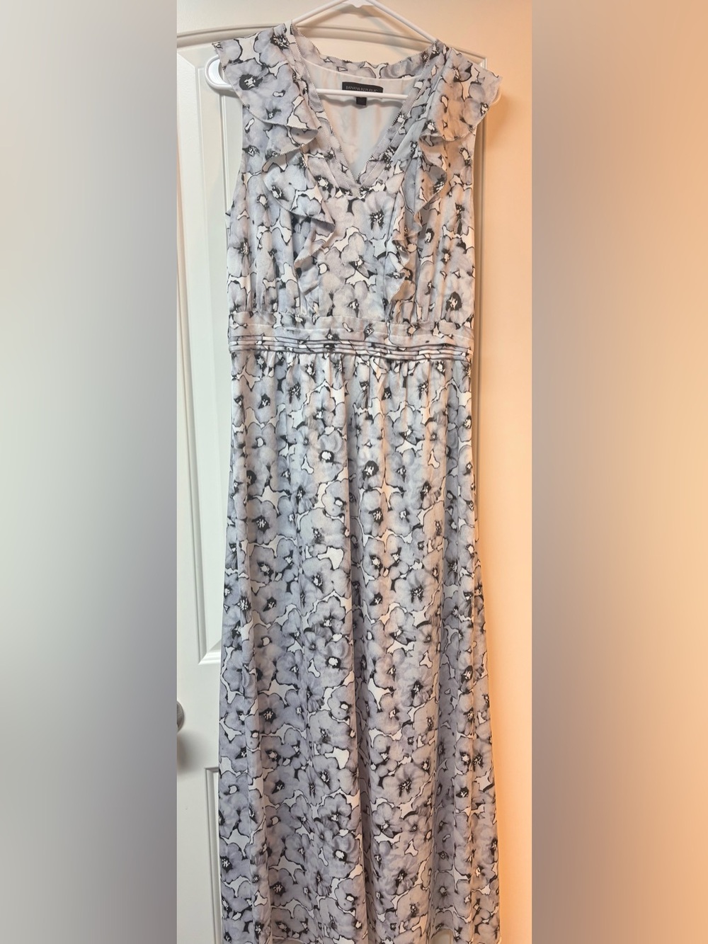 Banana Republic Floral Maxi Dress in Gray and White